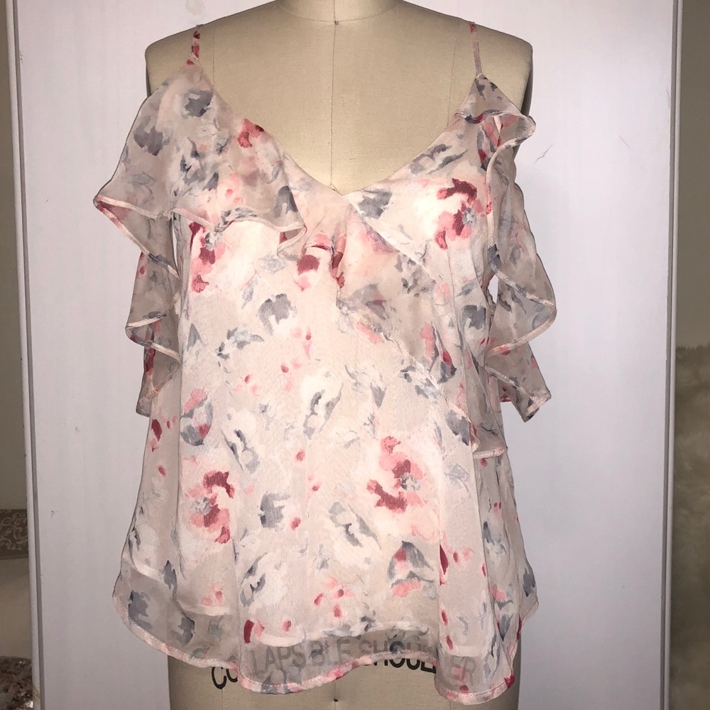 Cold shoulder tank top